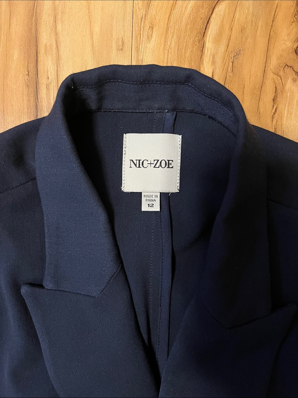NIC+ZOE Navy Single-Button Blazer With Ruched - Picture 2 of 3